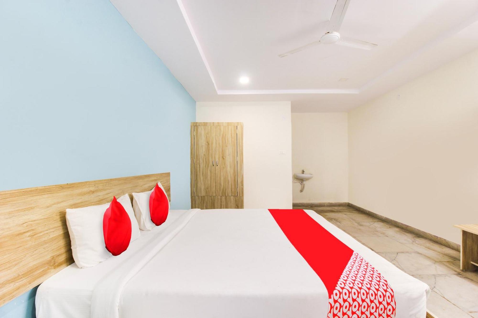 Hotel O R Squre Inn Hyderabad Exterior photo